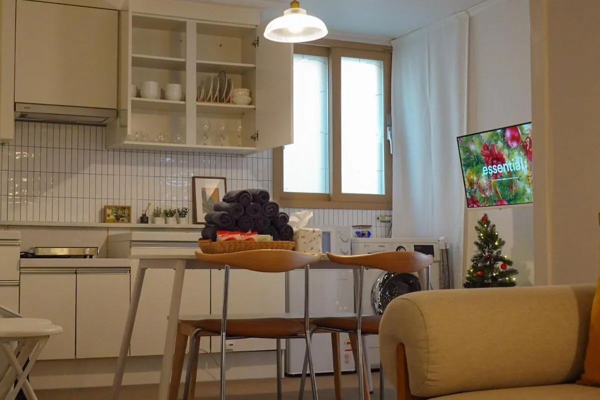 Apartment Homely Stay Seoul