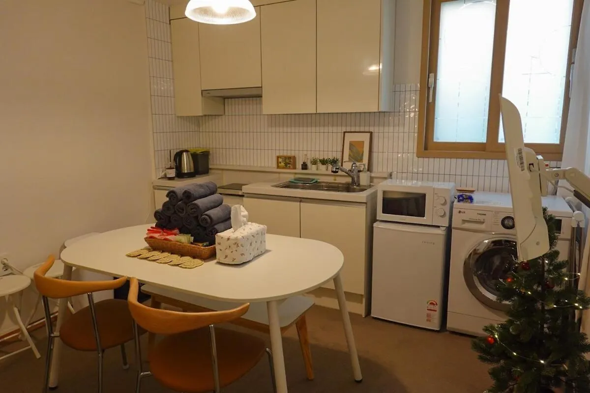 Apartment Homely Stay Seoul South Korea