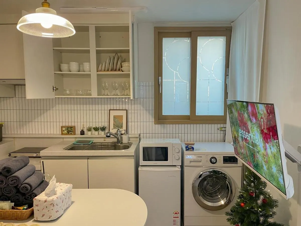 Apartment Homely Stay Seoul